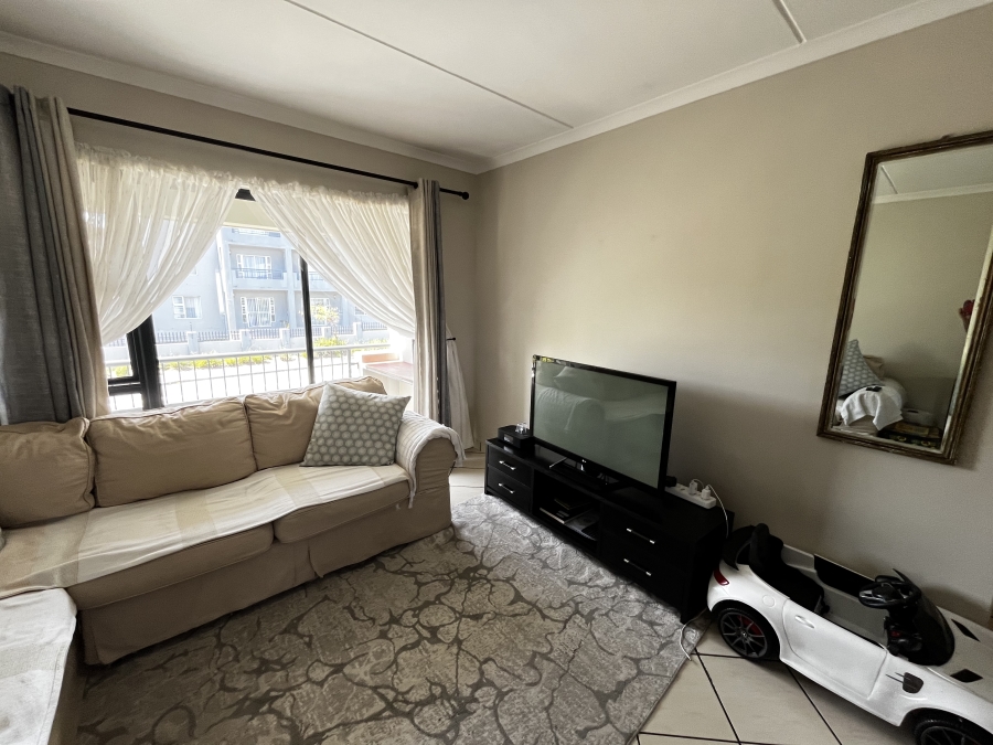 To Let 2 Bedroom Property for Rent in Burgundy Estate Western Cape